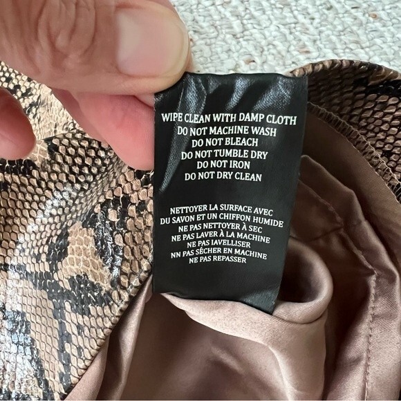 Blank NYC Snake print Mini Skirt - Picture 6 of 11